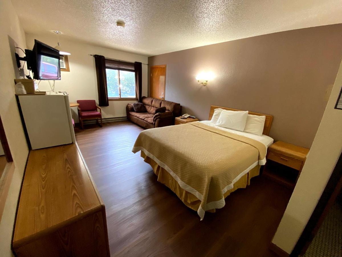 Woodland Inn & Suites Medford ภายนอก รูปภาพ