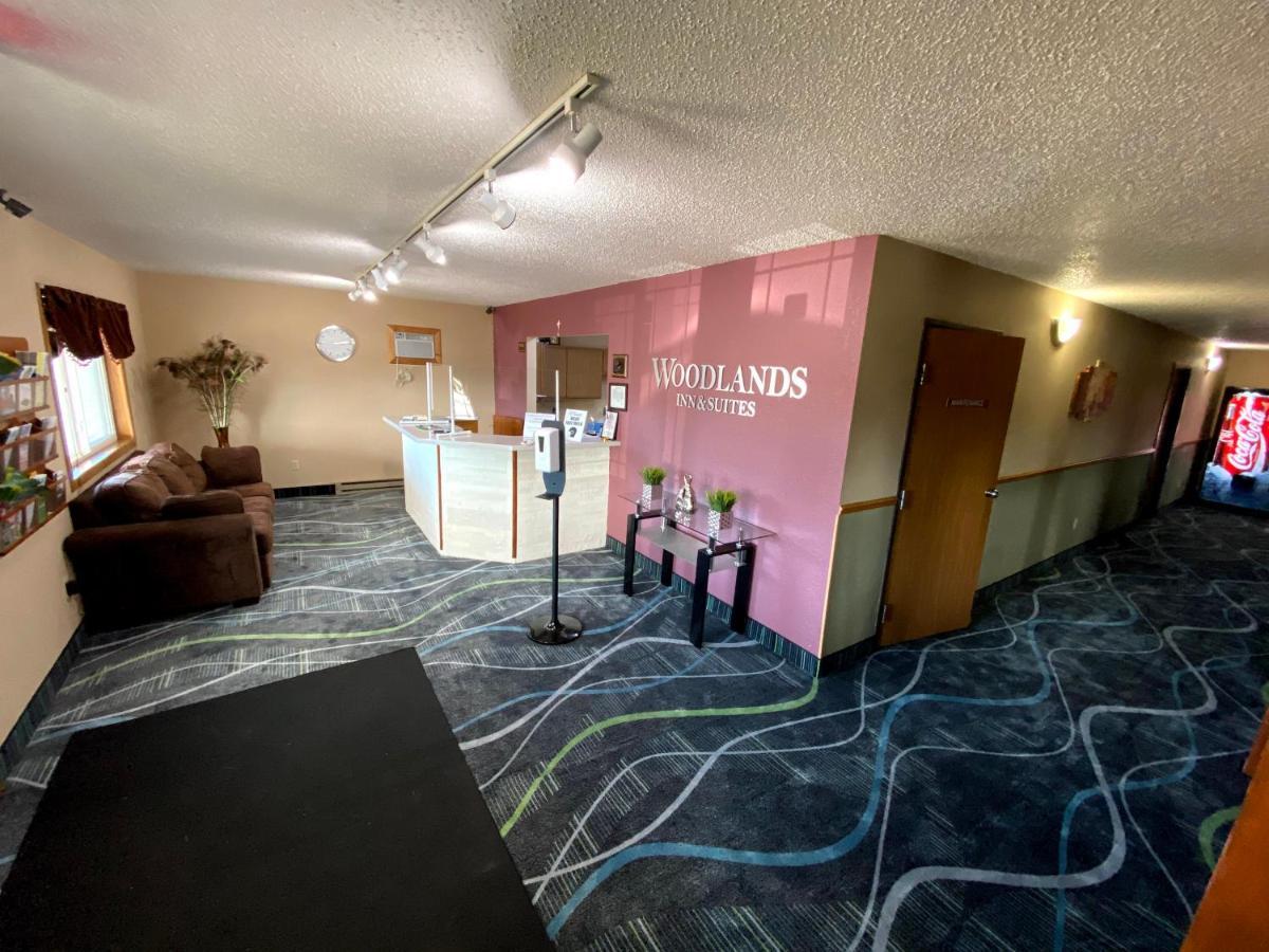 Woodland Inn & Suites Medford ภายนอก รูปภาพ