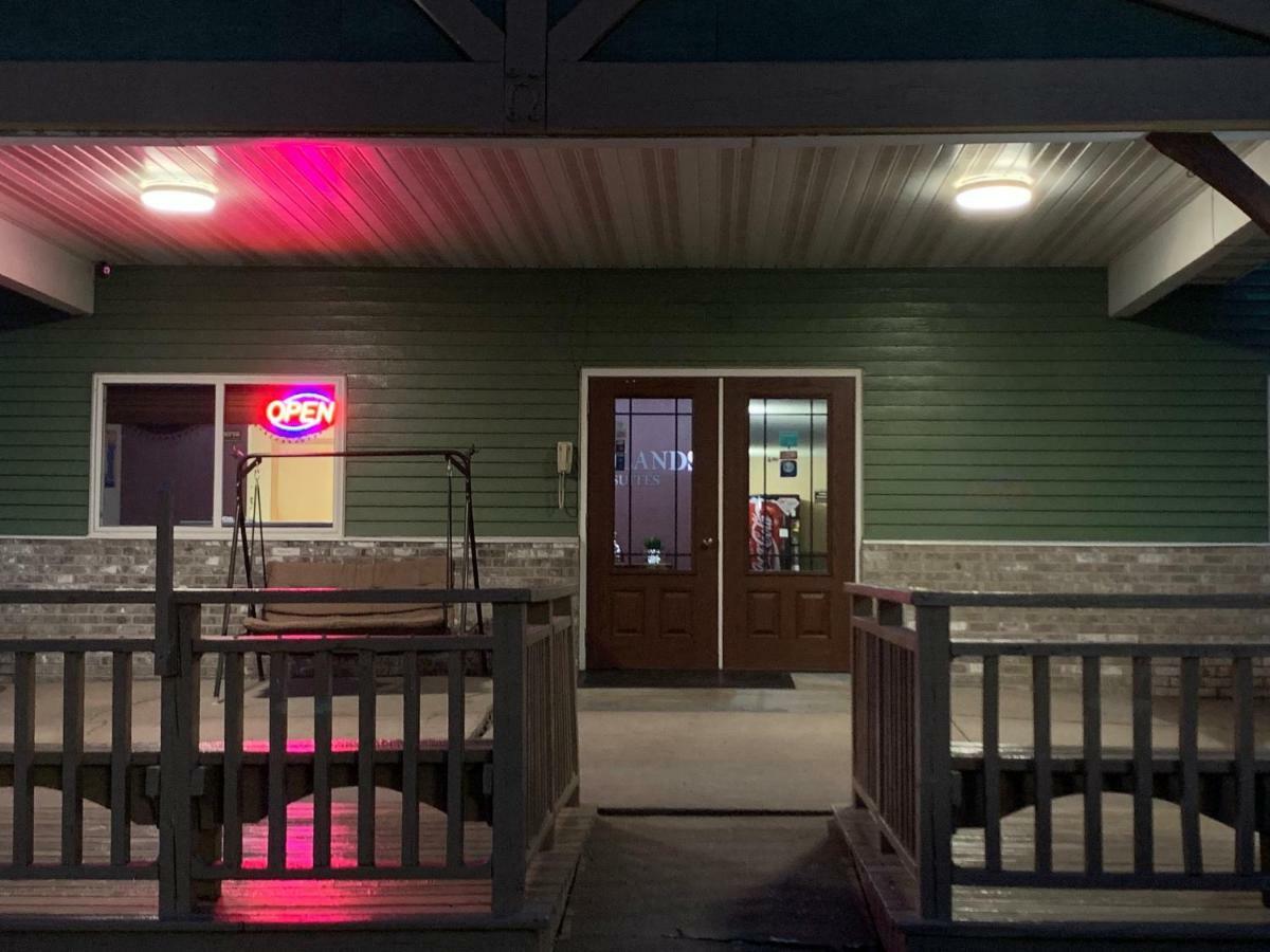 Woodland Inn & Suites Medford ภายนอก รูปภาพ